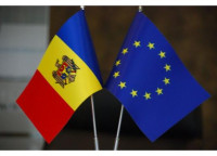 Drapel mic Moldova si UE