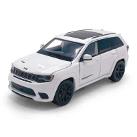 Mașină din metal 1:32 Jeep Cherokee (se deschid usile) (32375)